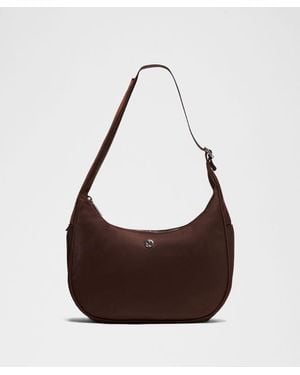lululemon City Essentials Shoulder Bag - Brown