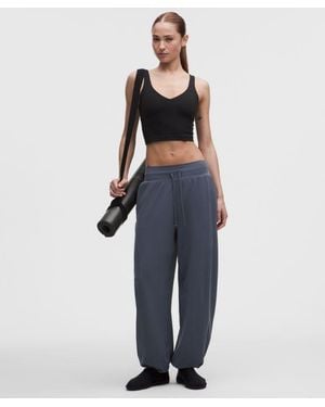 lululemon – Groove Low-Rise Relaxed Cinch Trousers Regular – – Size 4 - Blue
