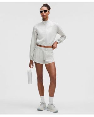 lululemon – Fast And Free Airflow Mid-Rise Running Shorts – 3" – – Size 4 - White