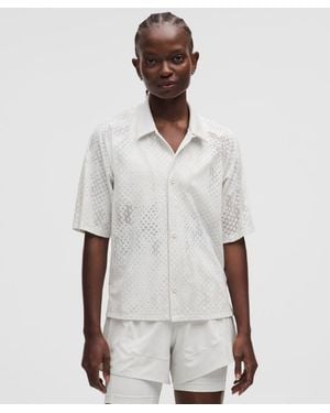 lululemon – Jacquard- Short-Sleeve Shirt Slnsh Collection – – Size Small - White