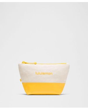 lululemon – Canvas Pouch Bag Mini Wordmark – - Yellow
