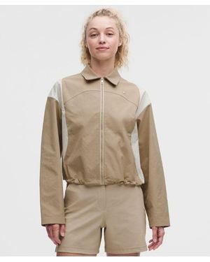 lululemon – Collared Panelled Golf Jacket – Colour Khaki – Size Large - Natural