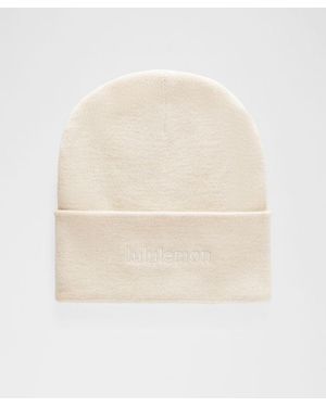 lululemon – Warm Revelation Beanie Hat Wordmark – - White