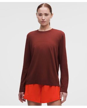 lululemon – Swiftly Relaxed Long-Sleeve Shirt Hip Length Fit – /Burgundy – Size 4 - Red