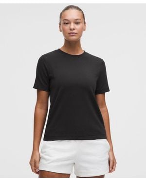 lululemon – The Classic Tech Rib Tee – – Size Large - Black