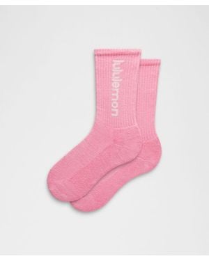 lululemon – Daily Essential Crew Socks Wordmark – – Size Large - Pink