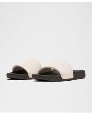 lululemon – Restfeel Slides Graphic – – Size 14 - Multicolour
