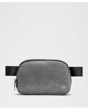 lululemon – Everywhere Belt Bag 1L Glitter – Colour Dark - Grey