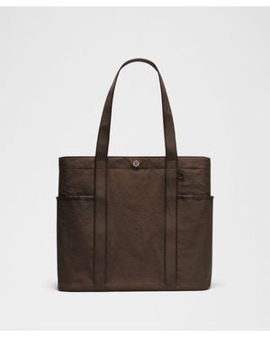 lululemon Daily Multi-Pocket Tote Bag 20L - Brown
