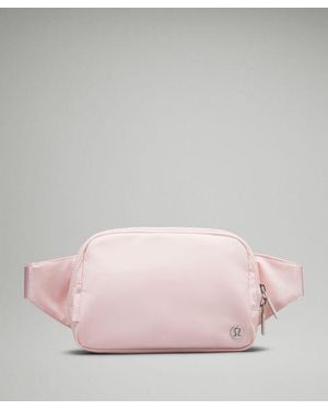 lululemon – Everywhere Belt Bag Large 2L – - Pink