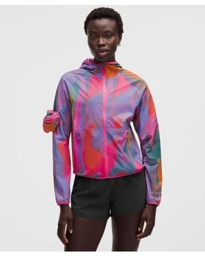 lululemon – Packable Trail Running Jacket – Colour Printed – Size 14 - Red