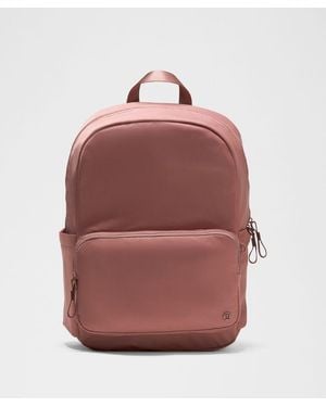 lululemon – Everywhere Backpack 22L – /Khaki - Red