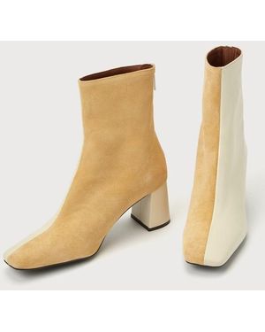 INTENTIONALLY ______ Tabatha Cream Combo Suede Leather Two-Tone Booties - Natural