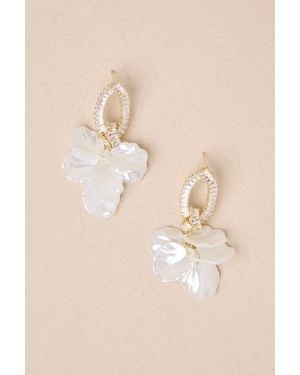 Lulus Aphrodite Vibes Rhinestone Shell Drop Earrings - Natural