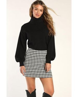Lulus Preppy Poise Houndstooth Mini Skirt - Black