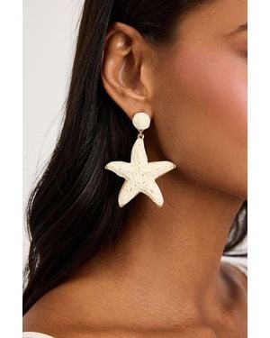 Lulus Farris Raffia Starfish Statement Earrings - Brown