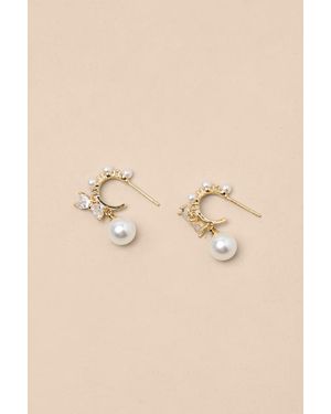 Lulus Bianca 14Kt Rhinestone Pearl Hoop Earrings - Natural