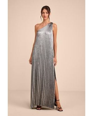 Lulus | Devil Wears Prada Mara Metallic Pleated One-Shoulder Maxi Dress - Red