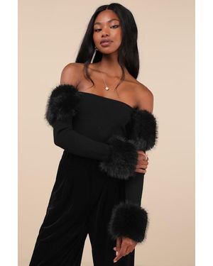 Lulus Absolutely Unreal Faux Fur Cropped Sweater Top - Black