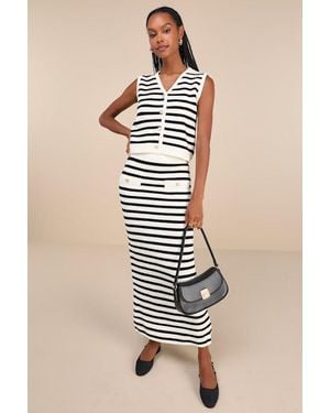 Moon River Exemplary Chicness Striped Jumper Knit Midi Skirt - Natural