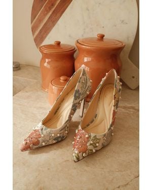 Jessica Simpson Wellica Cream Floral Jacquard Pearl Pointed-Toe Pumps - Natural
