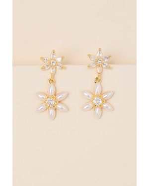 Lulus Ira 14Kt Rhinestone Pearl Flower Drop Earrings - Natural