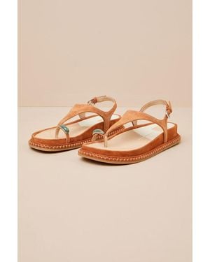 Dolce Vita Stefan Gemstone Caramel Suede T-Straps Sandals - Natural