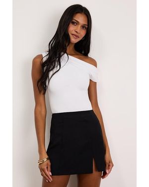 Lulus Greeting The Season High-Waisted Mini Skirt - Black