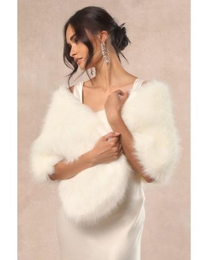 Lulus Demure And Dreamy Faux Fur Stole - Natural