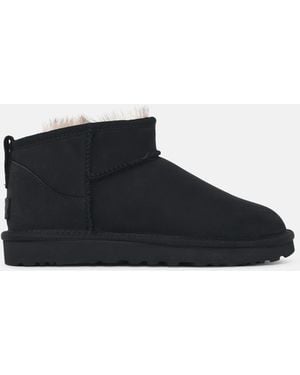 UGG Stivale 'Classic Ultra Mini' - Nero