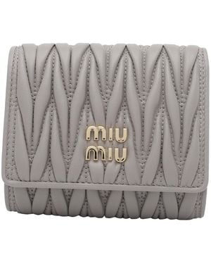 Miu Miu Logo Pleated Wallet - Gray