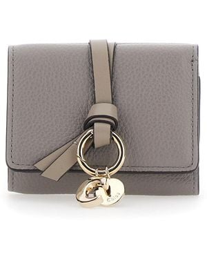Chloé Chloã Mini Tri-Fold Wallet With Charm On The Front And Magnetic Closure - Gray