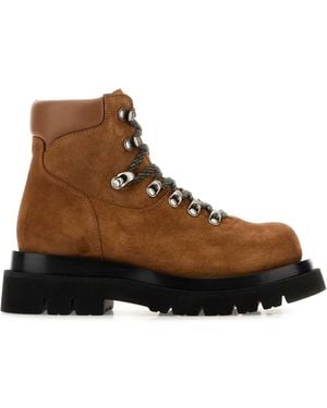 Bottega Veneta Solid Boots - Brown