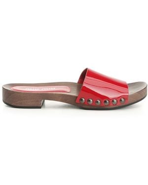 Miu Miu Patent Leather Clogs - Pink