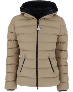 Moncler 'Herbes' Down Jacket With Hood And Logo Patch On The Sleeve - Brown