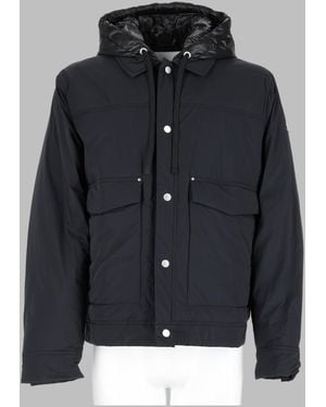 Moose Knuckles Sleek Detachable Hood Nylon-Blend Sports Jacket - Black