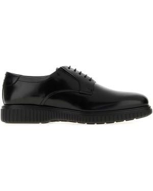 Ferragamo Solid Sandro Lace Ups Shoes - Black