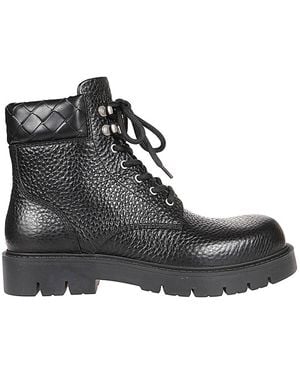 Bottega Veneta Leather Ankle Boot - Black