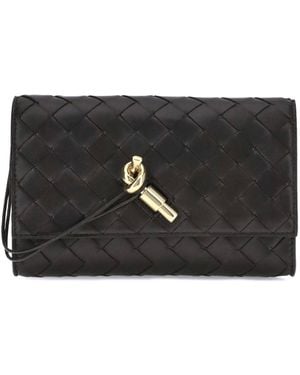 Bottega Veneta Andiamo Clutch Bag - Black