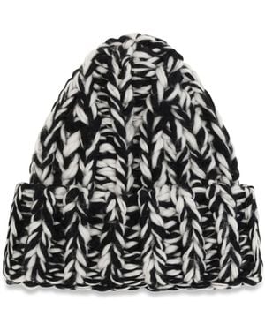 Ami Paris Xxl Wool Knit Beanie - White