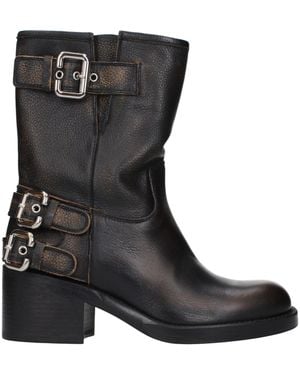 Chloé Leather Ankle Boots - Black