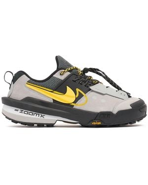 Nike Damen Sneakers „Sacai Zegamadome“ - Mehrfarbig