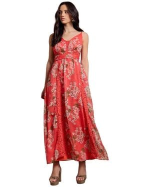 Oasis Lace Paneled Waist Pleated Maxi Dress - Red