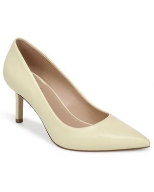 On 34th Mariahh Pointed-toe Pumps - White
