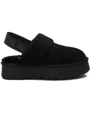 Xti Winter Suede Clogs By - Black