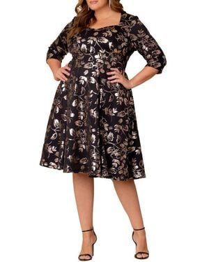 Kiyonna Plus Size Royal Sweetheart Cocktail Dress - Black