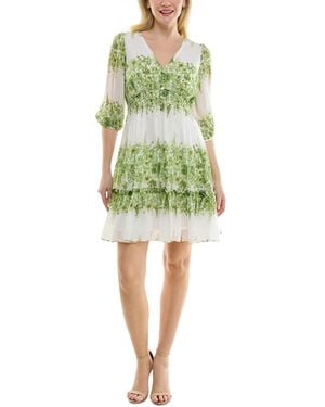 taylor dresses fit and flare Taylor Women's Short Sleeve V-Neck Velvet Fit and Flare Dress