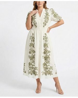 Taylor Plus Size Short-sleeve V-neck Maxi Dress - Natural