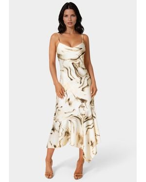 Bebe Printed Satin V-neck Hanky Dress - Metallic