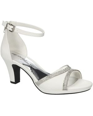 Easy Street Davina Open Toe Sandals - White